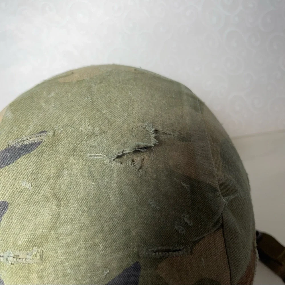 US Army PASGT Unicor Helmet M-9  DLA100-85-F-EC86 W/Camo Cover 8470-01-092-7527